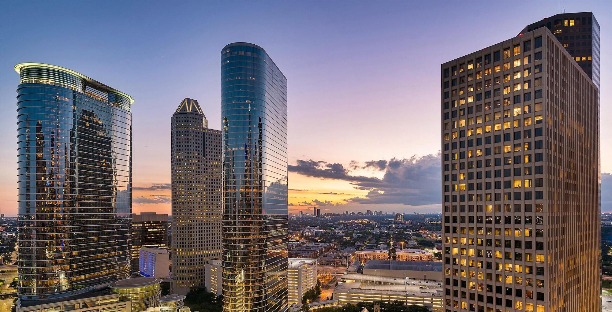 Hyatt Regency Downtown Hotel