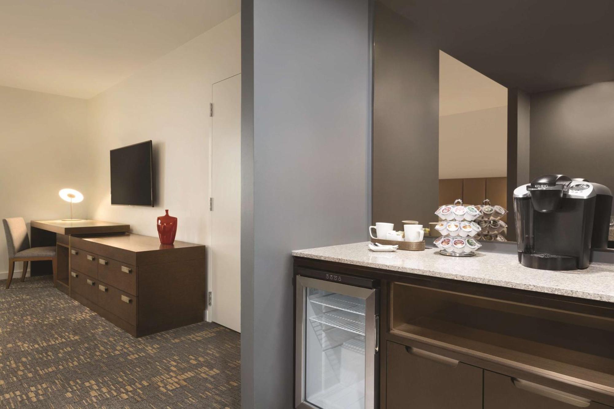 Hotel Hyatt Regency Downtown 4*